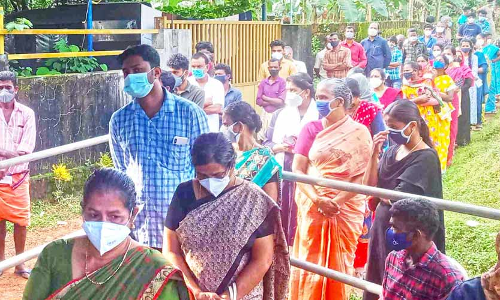 വീർപ്പാട്ട്​ കനത്ത പോളിങ്; രണ്ട് വോട്ടർമാരെ തട്ടിക്കൊണ്ടുപോയി