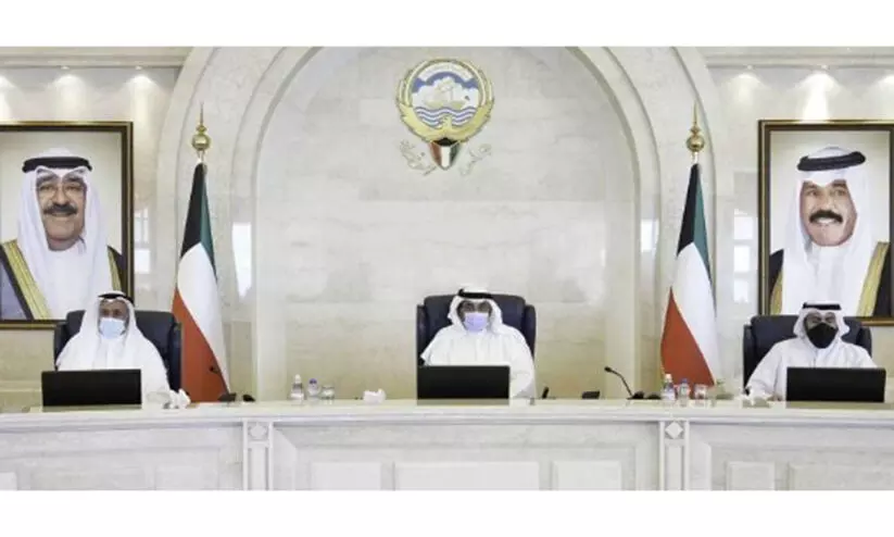 ആ​രോ​ഗ്യ​ജീ​വ​ന​ക്കാ​രെ അ​ഭി​ന​ന്ദി​ച്ച്​ മ​ന്ത്രി​സ​ഭ