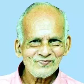 സു​കു​മാ​ര​ൻ നാ​യ​ർ