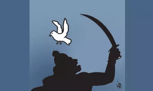 യു​​ദ്ധ​​വും സ​​മാ​​ധാ​​ന​​വും