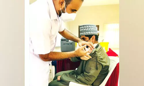 കോവിഡ് പ്രതിദിന മരണം മൂന്നുമാസത്തെ താഴ്ന്ന നിരക്കിൽ കോവിഡ് പ്രതിദിന മരണം മൂന്നുമാസത്തെ താഴ്ന്ന നിരക്കിൽ