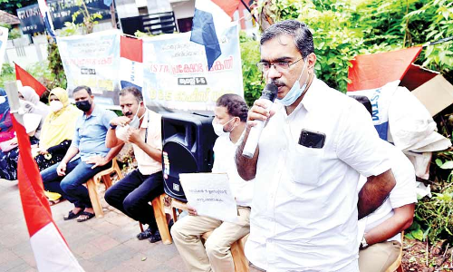 ഡി.ഡി.ഇ ഓഫിസ്​ ധർണ