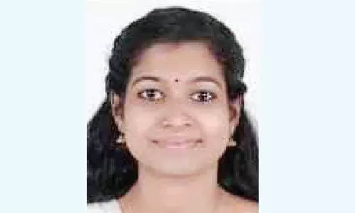 വൃ​ക്ക​ക​ൾ ത​ക​രാ​റി​ലാ​യ യു​വ​തി ക​നി​വു തേ​ടു​ന്നു