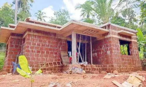 കോ​ള​ജും നാ​ട്ടു​കാ​രും കൈ​കോ​ര്‍ത്തു; അ​ഞ്ജി​ത​ക്ക് സ്‌​നേ​ഹ​വീ​ട് ഒ​രു​ങ്ങു​ന്നു