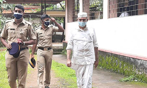 ഫാഷൻ ഗോൾഡ്​ നിക്ഷേപ തട്ടിപ്പ്: പൂക്കോയ തങ്ങൾക്ക്​ ജാമ്യം