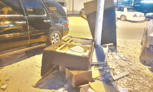 കുടുംബങ്ങൾ കൂടുവിടുന്നു: ഫർണിച്ചർ മാലിന്യക്കൂമ്പാരത്തിൽ