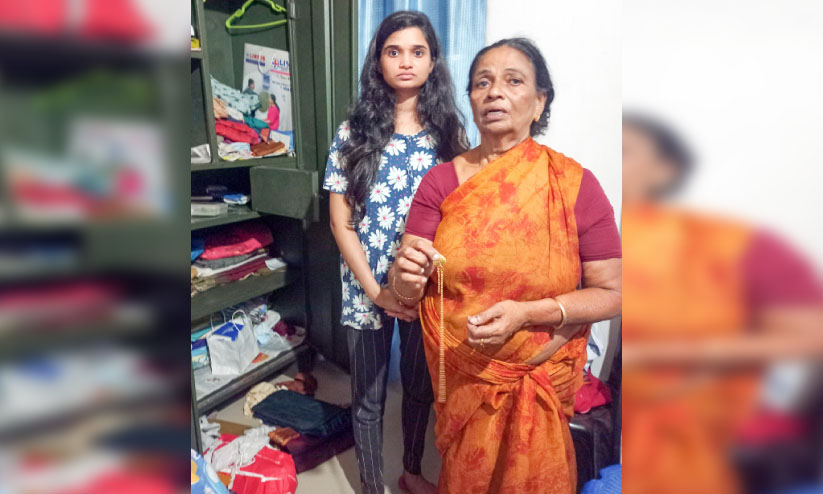 പട്ടാപ്പകല് വീട്ടില് കയറി യുവതിയെ കത്തി കാട്ടി നാലുപവൻ കവർന്നു പട്ടാപ്പകല് വീട്ടില് കയറി യുവതിയെ കത്തി കാട്ടി നാലുപവൻ കവർന്നു