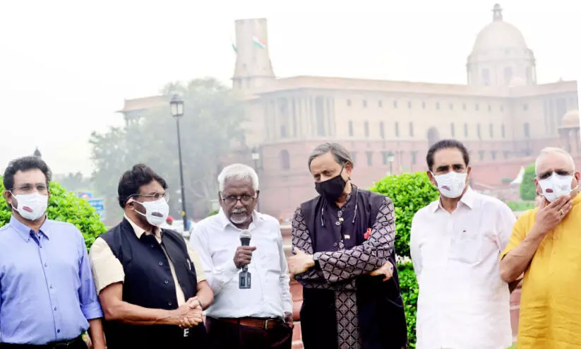 സ്വാതന്ത്ര്യത്തിന്‍റെ അമൃതം പകർന്ന്​ വി ഇന്ത്യ@75
