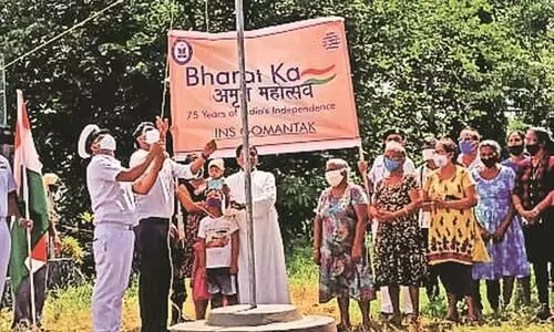 Sao Jacinto island flag hoisting