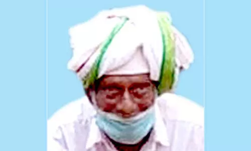 സ്വാ​ത​ന്ത്ര്യ സ​മ​ര സേ​നാ​നി​ക്കു​ള്ള പെ​ന്‍ഷ​ന്‍ മോ​ഹം ബാ​ക്കി​വെ​ച്ച് പാ​പ്പു യാ​ത്ര​യാ​യി