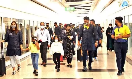 ​െഎ.പി.എൽ: ആദ്യ ടീമുകൾ എത്തി