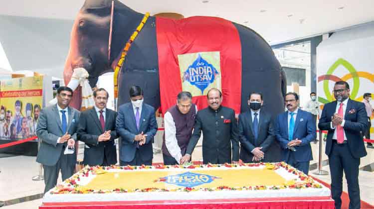 ഇന്ത്യൻ ഉൽപന്നങ്ങൾ പ്രോത്സാഹിപ്പിക്കാൻ ഇന്ത്യ ഉത്സവുമായി ലുലു ഇന്ത്യൻ ഉൽപന്നങ്ങൾ പ്രോത്സാഹിപ്പിക്കാൻ ഇന്ത്യ ഉത്സവുമായി ലുലു