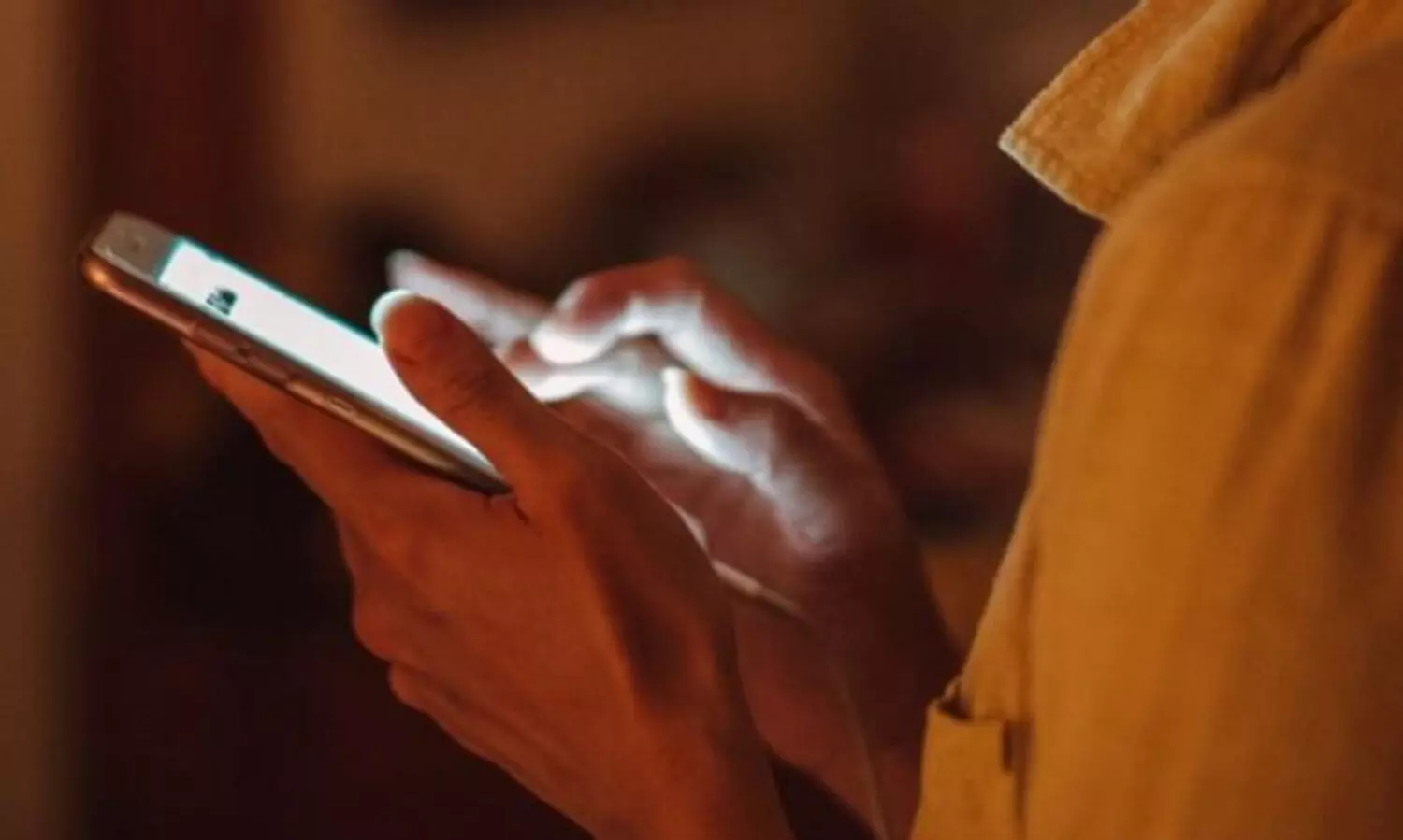 അപകീർത്തികരമായി ഫോൺനമ്പർ പ്രചരിപ്പിച്ച സംഭവം: ഷാജി നിരപരാധിയെന്ന്​ പരാതിക്കാരി