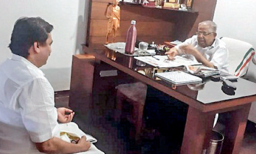 മ​ന്ത്രി അ​ബ്​​ദു​റ​ഹി​മാ​ന്‍ ആ​ര്യാ​ട​നെ സ​ന്ദ​ര്‍ശി​ച്ചു