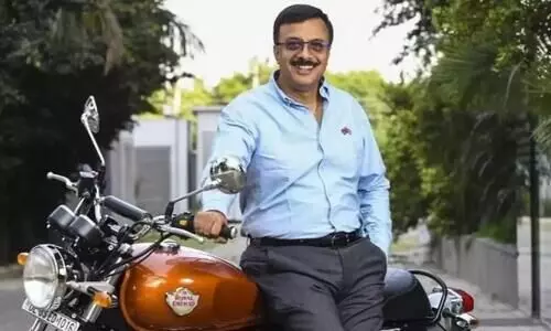 റോയലി​െൻറ മിശിഹാ, വിനോദ്​ ദസാരി പടിയിറങ്ങി; ഇനി ആതുരാലയ രംഗത്ത് പ്രവർത്തിക്കും