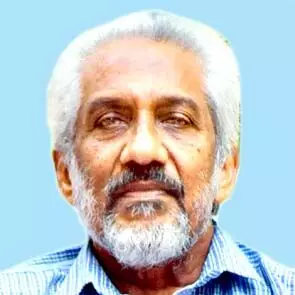 ക​രു​ണാ​ക​ര​ൻ നാ​യ​ർ