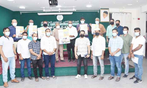 സി.എച്ച്​ സെൻററിന്​ കെ.എം.സി.സി ആംബുലൻസ്​