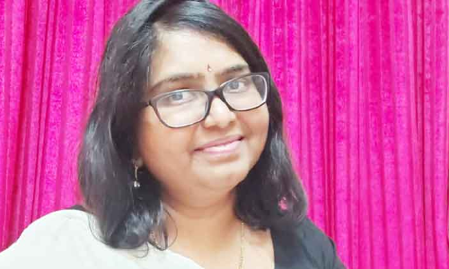 പൂക്കളവും പ്രിയ ഓണപ്പാട്ടുകളും