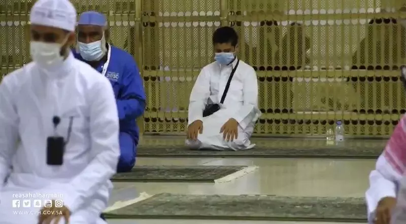 പന്ത്രണ്ട് വയസ്സിനു മുകളിൽ പ്രായമുള്ള കുട്ടികൾ ഉംറക്കെത്തി തുടങ്ങി പന്ത്രണ്ട് വയസ്സിനു മുകളിൽ പ്രായമുള്ള കുട്ടികൾ ഉംറക്കെത്തി തുടങ്ങി