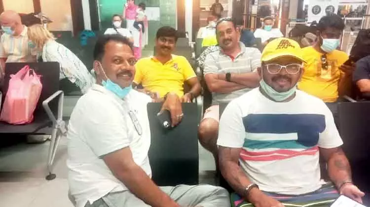 ത​വ​ക്ക​ൽ​ന​യി​ൽ ഇ​മ്യൂ​ൺ പ​ദ​വി ല​ഭി​ക്കാ​തെ നാ​ട്ടി​ലു​ള്ള പ്ര​വാ​സി​ക​ൾ പ്ര​തി​സ​ന്ധി​യി​ൽ