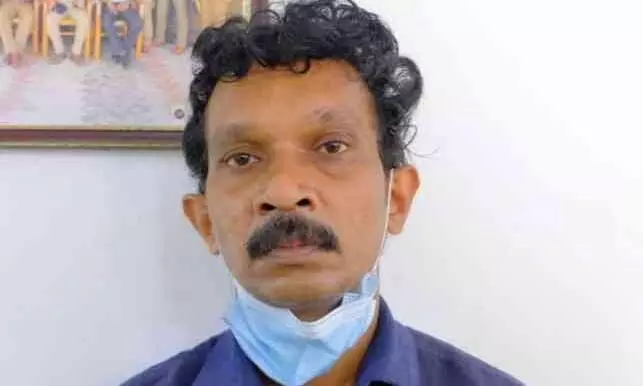 സ്ത്രീകളെ ആക്രമിച്ച് കവർച്ച നടത്തുന്ന റിപ്പർ സുരേന്ദ്രൻ പിടിയിൽ സ്ത്രീകളെ ആക്രമിച്ച് കവർച്ച നടത്തുന്ന റിപ്പർ സുരേന്ദ്രൻ പിടിയിൽ