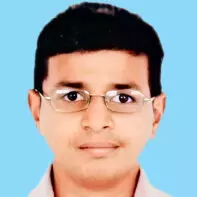 വാ​ഹ​നാ​പ​ക​ട​ത്തി​ൽ പ​രി​ക്കേ​റ്റ യു​വാ​വ് മ​രി​ച്ചു