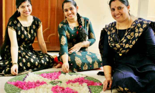 പൊന്നോണം പടിവാതിൽക്കൽ; ഒരുക്കങ്ങളുമായി പ്രവാസികൾ