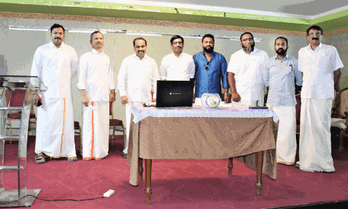 റി​യ 21ാം വാ​ർ​ഷി​കം ആ​ഘോ​ഷി​ച്ചു