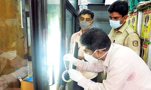 കോ​ഴി​ക്കോ​ട് നഗരത്തിൽ മോഷ്​ടാക്കൾ വിലസുന്നു; പത്തോളം കടകളിൽ കവർച്ച