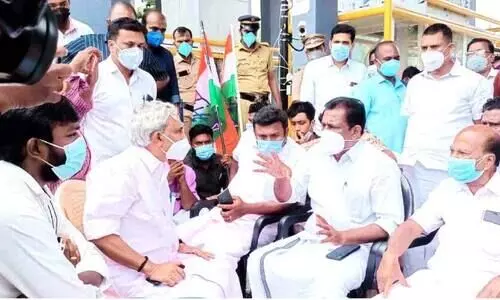 വ്യാപക പ്രതിഷേധം; തിരുവല്ലത്ത് തൽക്കാലം ടോൾ പിരിവില്ല
