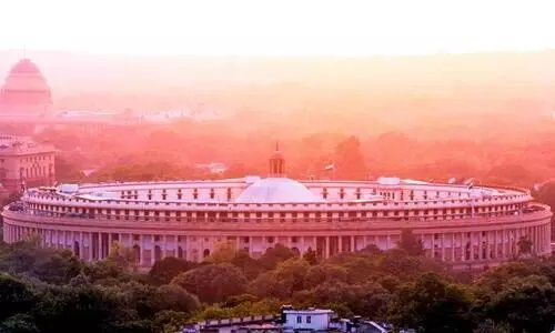 സാമൂഹികതയും സെക്കുലർ രാഷ്ട്രീയവും