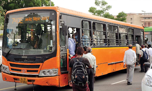 ഡ​ൽ​ഹി സ​ർ​ക്കാ​ർ 1,000 ലോ ​​​ഫ്ലോ​ർ ബ​സു​ക​ൾ വാ​ങ്ങി​യ​തിൽ​ സി.ബി.ഐ അന്വേഷണം