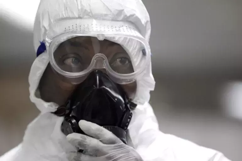 കോവിഡ് വ്യാപനത്തിനിടെ എബോളയും; കടുത്ത ഭീതിയിൽ ആഫ്രിക്ക കോവിഡ് വ്യാപനത്തിനിടെ എബോളയും; കടുത്ത ഭീതിയിൽ ആഫ്രിക്ക