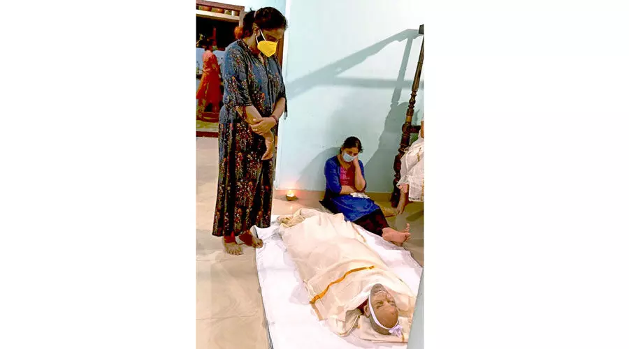 പിതൃതുല്യനായ ഗുരുവിന്​ മുന്നിൽ ഹൃദയവേദനയോടെ ഉഷ