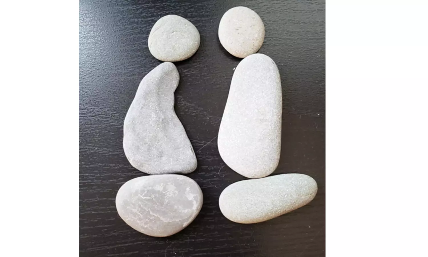 കണ്ടുമുട്ടാത്ത രണ്ടുപേർ