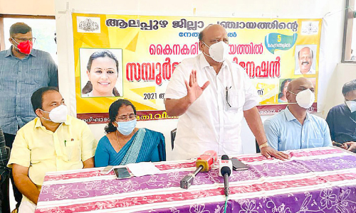 കു​ട്ട​നാ​ട്ടി​ൽ സ​മ്പൂ​ർ​ണ വാ​ക്‌​സി​നേ​ഷ​ൻ; മൂ​ന്നു​​ദി​വ​സം 6000 പേ​ർ​ക്ക്​