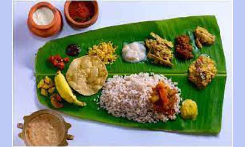 പൂവിളിയുമായി പൊന്നോണം; ആഘോഷിക്കാൻ കഴിയാതെ പ്രവാസികൾ