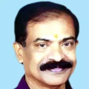 അ​യ്യ​പ്പ​ഭ​ക്ത​ൻ കു​ഴ​ഞ്ഞു​വീ​ണ് മ​രി​ച്ചു