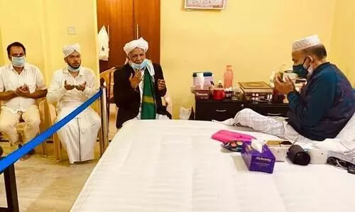 സമസ്​ത ജനറൽ സെക്രട്ടറി പ്രഫ. കെ. ആലികുട്ടി മുസ്‌ലിയാർ മഅ്ദനിയെ സന്ദർശിച്ചു