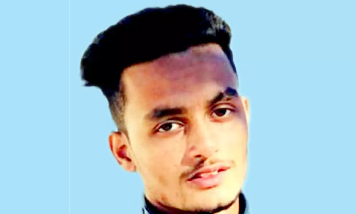 ബൈ​ക്ക​പ​ക​ട​ത്തി​ൽ പ​രി​ക്കേ​റ്റ യു​വാ​വ് മ​രി​ച്ചു