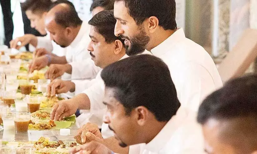 ഓണാഘോഷത്തിൽ പങ്കാളിയായി ശൈഖ് നാസിർ ബിൻ ഹമദ് ഓണാഘോഷത്തിൽ പങ്കാളിയായി ശൈഖ് നാസിർ ബിൻ ഹമദ്