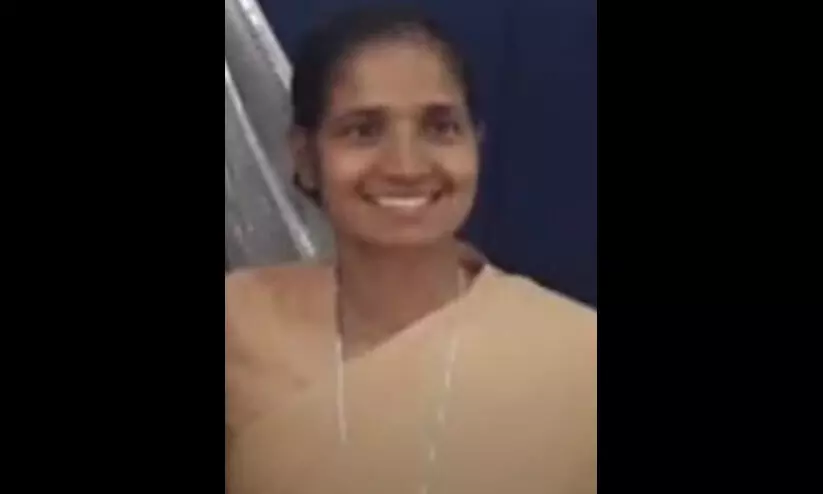 അഫ്ഗാനിൽ കുടുങ്ങിയ മലയാളി കന്യാസ്ത്രീയെ ഡൽഹിയിലെത്തിക്കും അഫ്ഗാനിൽ കുടുങ്ങിയ മലയാളി കന്യാസ്ത്രീയെ ഡൽഹിയിലെത്തിക്കും