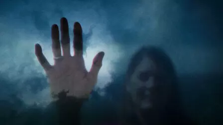 കഴുത്തിൽ കുരുക്കിട്ട് മുറുക്കി 16കാരിയെ കൊല്ലാൻ ശ്രമം, അയൽവാസി ഒളിവിൽ കഴുത്തിൽ കുരുക്കിട്ട് മുറുക്കി 16കാരിയെ കൊല്ലാൻ ശ്രമം, അയൽവാസി ഒളിവിൽ