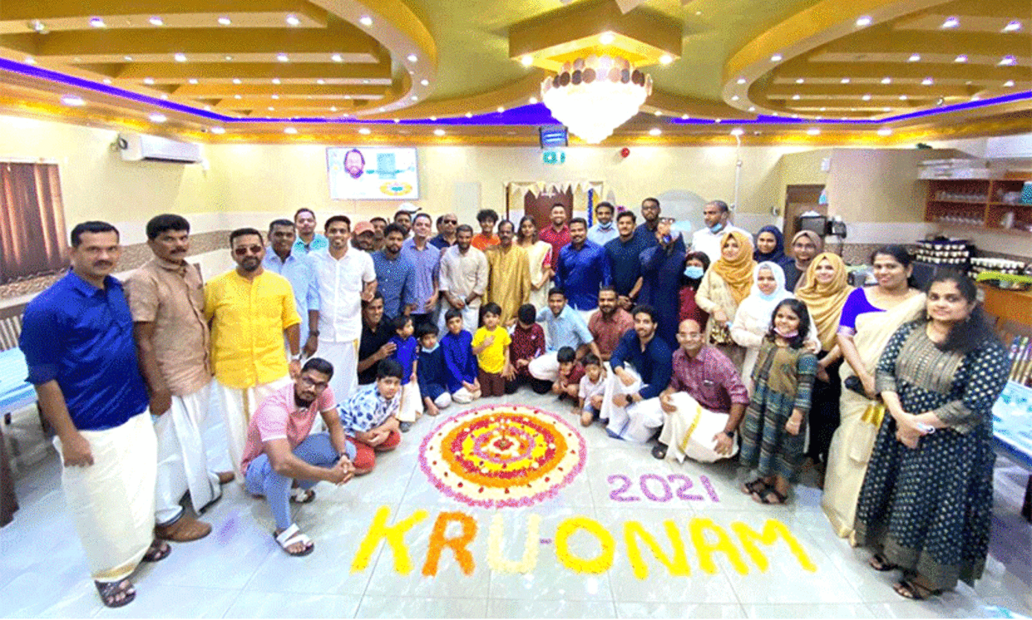 പൂവും പൂക്കളവുമായി പ്രവാസത്തിന്​ ആഹ്​ളാദോണം