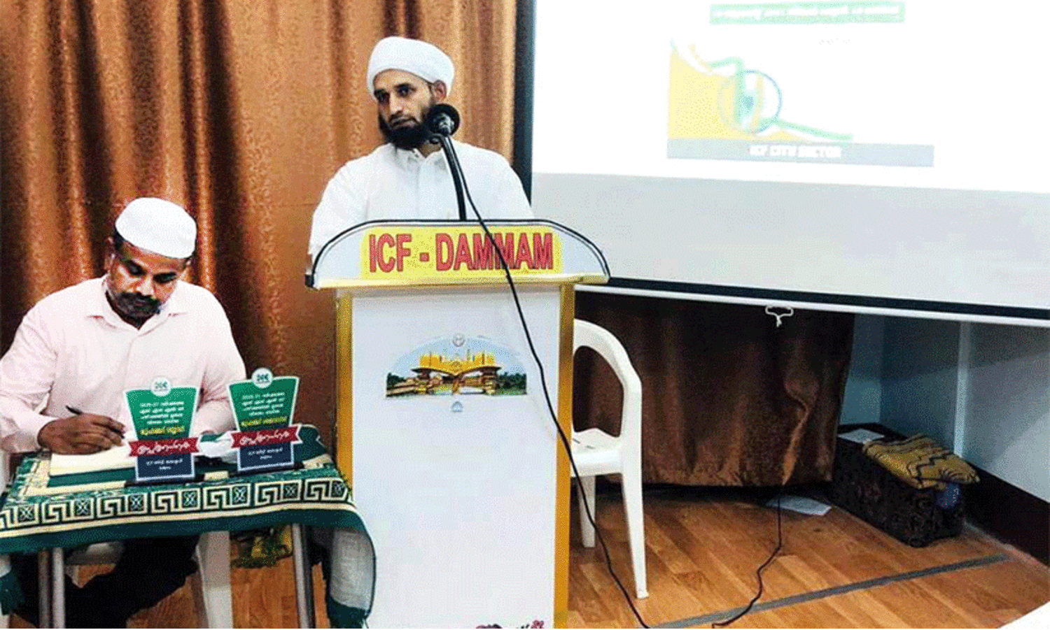 സ്വാ​​ത​​ന്ത്ര്യ​​ത്തി​െൻറ 74 വ​​ർ​​ഷ​​ങ്ങ​​ൾ: ച​​ർ​​ച്ച​​സം​​ഗ​​മം ന​​ട​​ത്തി