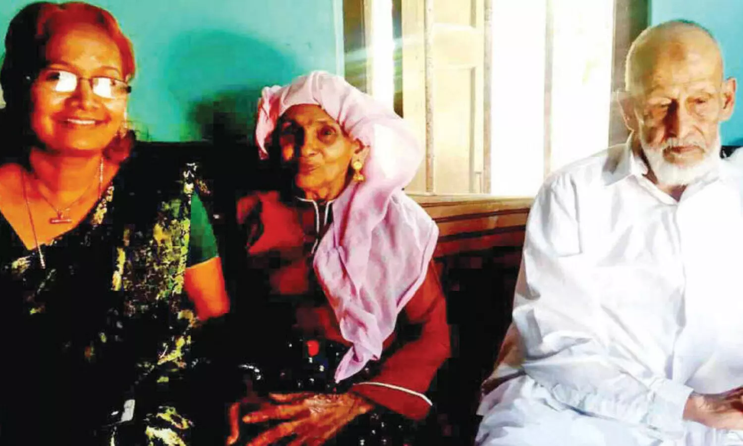 സ്നേഹപൂർവം വിളിക്കാൻ ഇനി ഉപ്പ ഇല്ല; ദുഃഖം പങ്കിട്ട്​ മീര പുഷ്പരാജ്