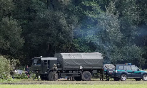 പോർമുഖം തുറന്ന്​ ബെലറൂസ്​; വേലി കെട്ടിയും സൈന്യത്തെ ഇരട്ടിയാക്കിയും അതിർത്തി കൊട്ടിയടച്ച്​ പോളണ്ട്​