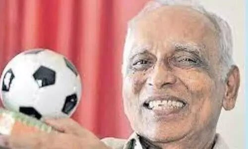 മുൻ ഇന്ത്യൻ ഫുട്​ബാൾ ടീം നായകൻ ഒളിമ്പ്യൻ ചന്ദ്രശേഖരൻ അന്തരിച്ചു