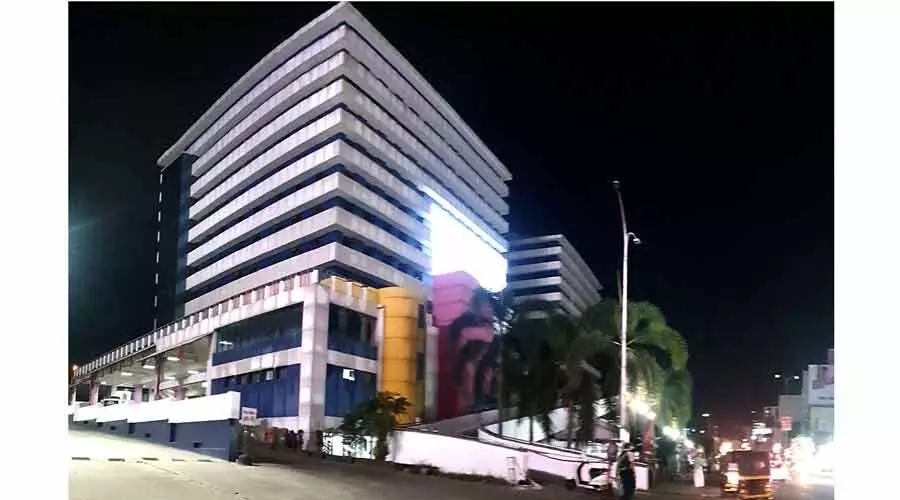 കോഴിക്കോട് കെ.എസ്.ആർ.ടി.സി വ്യാപാരസമുച്ചയം ഇനി മാക് ട്വിൻ ടവർ കോഴിക്കോട് കെ.എസ്.ആർ.ടി.സി വ്യാപാരസമുച്ചയം ഇനി മാക് ട്വിൻ ടവർ