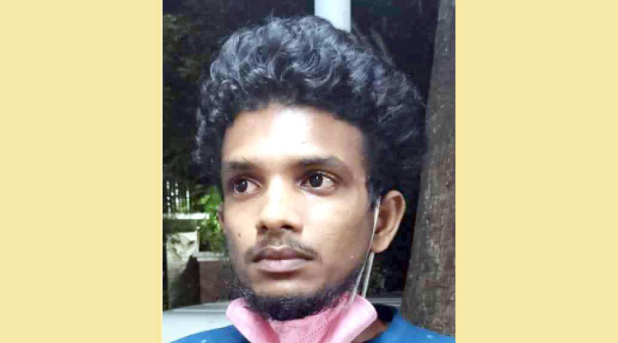 എ.എസ്.െഎയെ സ്കൂട്ടർ ഇടിച്ച് പരിക്കേൽപിച്ച യുവാവ് പിടിയിൽ എ.എസ്.െഎയെ സ്കൂട്ടർ ഇടിച്ച് പരിക്കേൽപിച്ച യുവാവ് പിടിയിൽ